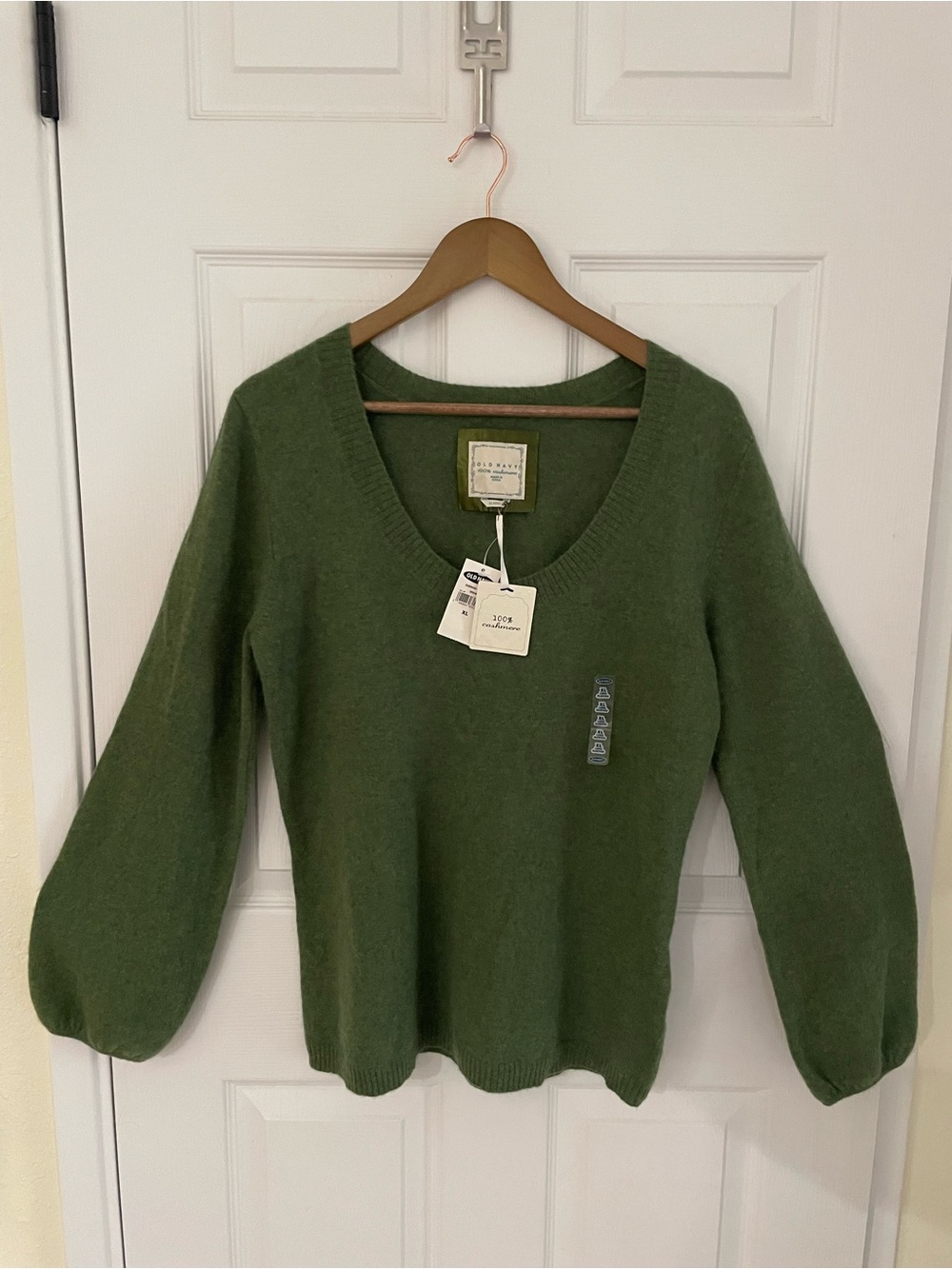NWT Old Navy 100% Cashmere Balloon Sleeve V-Neck Sweater Green XL RARE